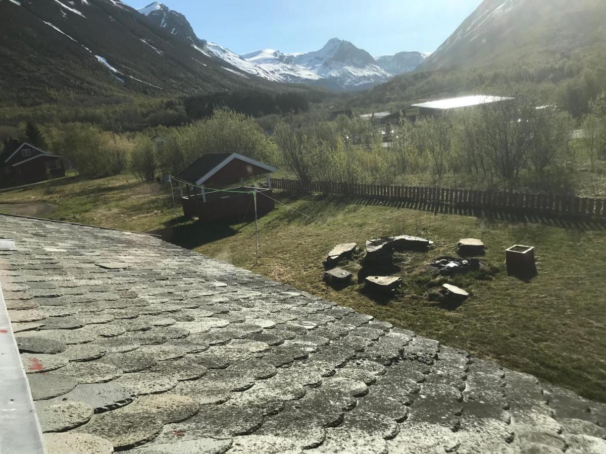 Lyngenfjord gammelhotell Olderdalen Exterior foto